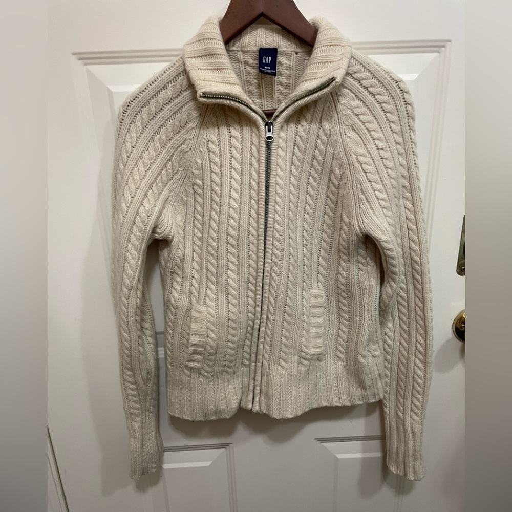 Chunky Gap zip up sweater